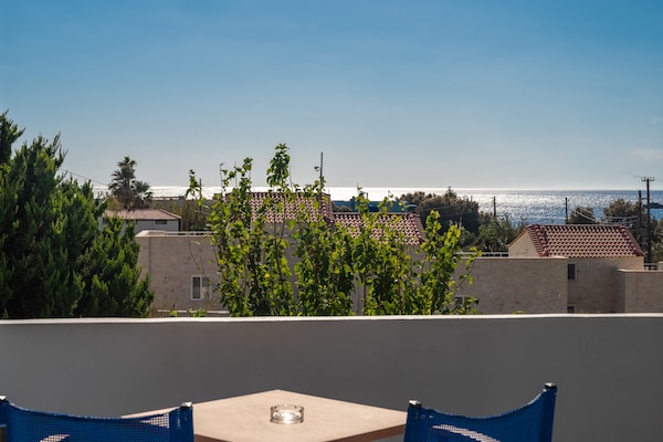 Foto van Appartement in Damnoni bij Damnoni Strand - Vakantiehuis in Damnoni - TerraceBalcony