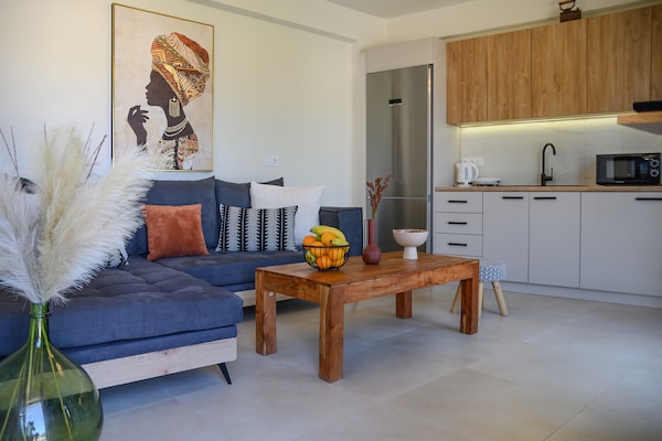Foto van Gezellige villa met uitzicht op de tuin - Vakantiehuis in Pigi - LivingRoom