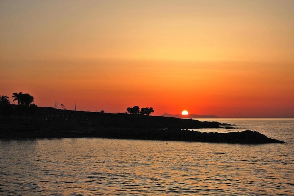 Foto van Panormo Seaside Stay met open haard - Vakantiehuis in Panormo - AreaSummer5KM