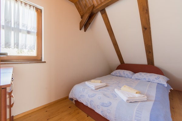 Foto van Vakantiehuis in Brod Moravice met Zwembad - Vakantiehuis in Brod Moravice - BedRoom