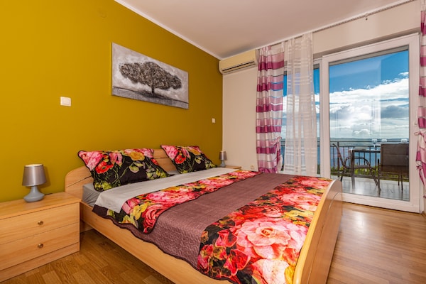 Foto van Appartement in Dramalj bij Strand & Zwembad - Vakantiehuis in Dramalj - BedRoom