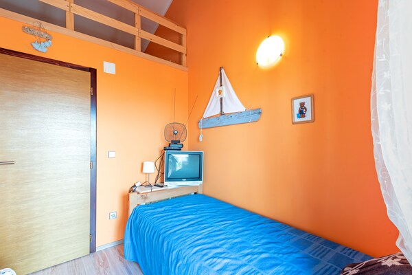 Foto van Vakantiehuis Mandre bij Prachtige Stranden - Vakantiehuis in Kolan - BedRoom