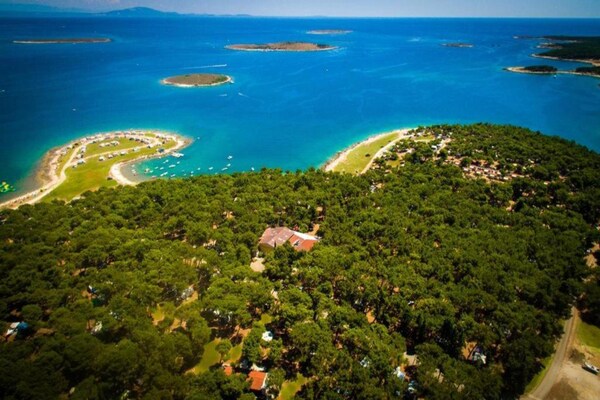 Foto van Vakantiehuis Mandre bij Prachtige Stranden - Vakantiehuis in Kolan - AreaSummer20KM