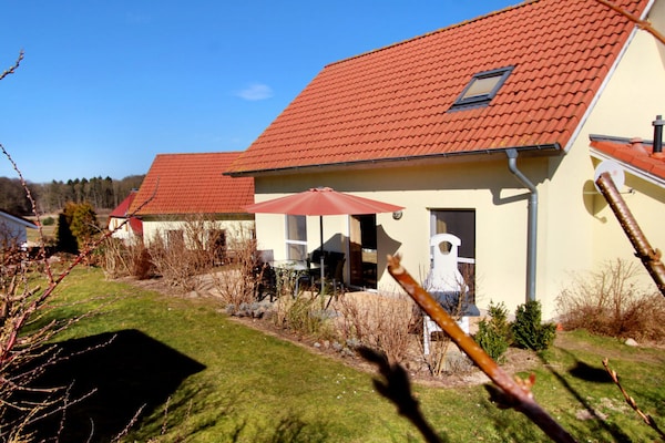 Foto van Apartments Aura - Comfort Studio Apartment 2 with shared swimming pool - terrace