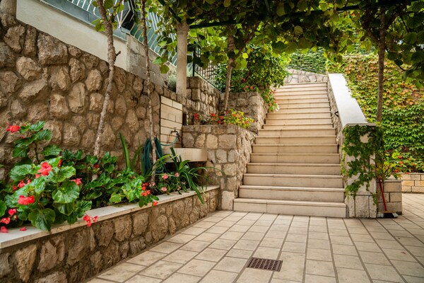 Foto van Guest House Cesic - Double Room No4 - Vakantiehuis in Dubrovnik - Outdoor