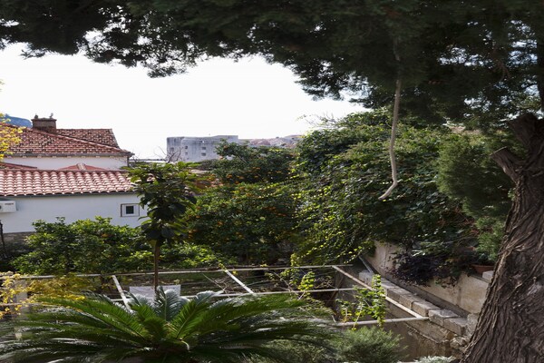 Foto van Apartment Niki - One-Bedroom Apartment with Balcony (A2+1) - View