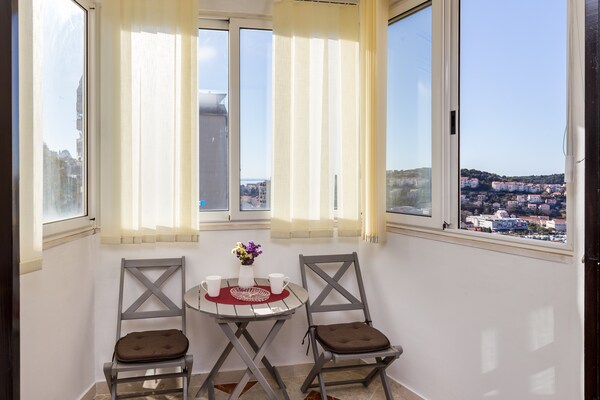 Foto van Apartment Brajković - One Bedroom Apartment with Loggia and Sea View - Indoor