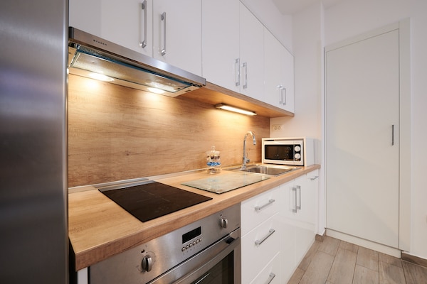 Foto van Apartment Boris (ST) - Two Bedroom Apartment with Terrace and Jacuzzi - Kitchen