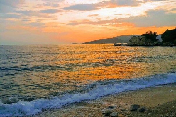 Foto van Apartments & Rooms Barišić - Double Room with Balcony and City View (Second Floor) (Soba 15) - Ambiance