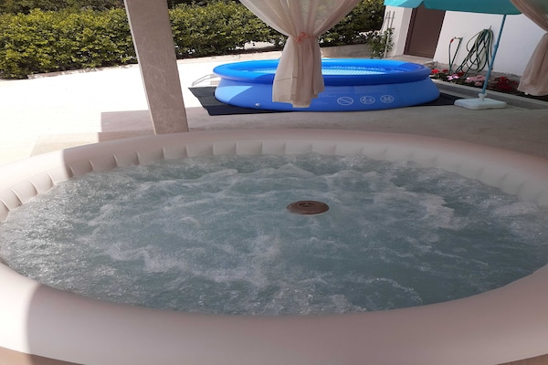 Foto van Apartment Laurel Leaf - Three Bedroom Apartment with Terrace - Spa