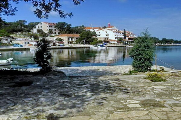 Foto van Guest House Kiko - Apartment with Balcony (A5) - Vakantiehuis in Pomena - View