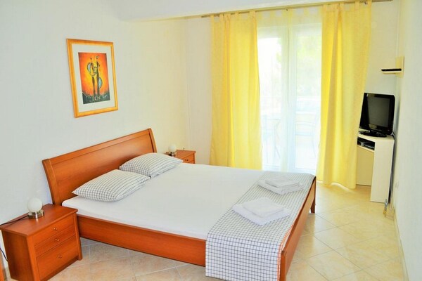 Foto van Apartments Villa Moonlight - One Bedroom Apartment with Sea View Balcony and Terrace (Sandra) - BedRoom