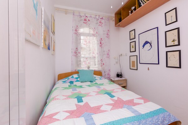 Foto van Art House Zanze- Two Bedroom Apartment with City View - BedRoom