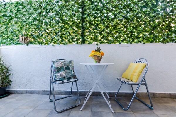 Foto van Apartment Antej - One Bedroom Apartment with Terrace and City View - TerraceBalcony