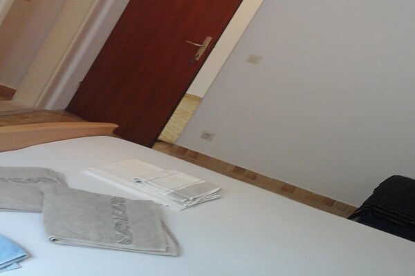 Foto van Apartments and Room Katja - Studio Apartment - Vakantiehuis in Mlini - BedRoom