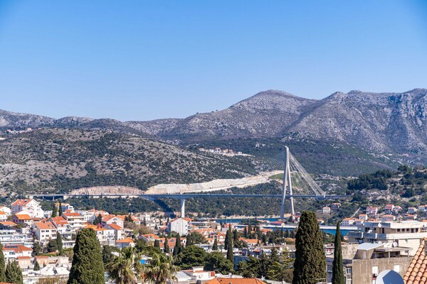 Foto van Apartment Dorica - Two Bedroom Apartment with Terrace - View