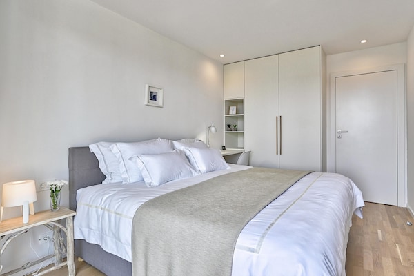 Foto van Villa met 5 slaapkamers nabij Split met zwembad - Vakantiehuis in Kaštel Štafilić - BedRoom