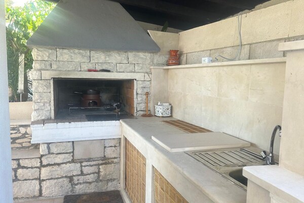 Foto van Holiday Home Aurora - Three bedroom Holiday Home - Vakantiehuis in Splitska - Facilities