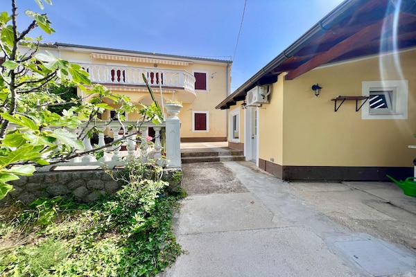 Foto van Appartement in Kroatië bij Adriatische kust - Vakantiehuis in Dramalj - ExteriorSummer