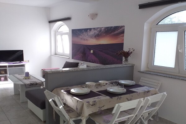 Foto van Apartments Lavanda & More - One Bedroom Apartment with Shared Terrace - DiningRoom