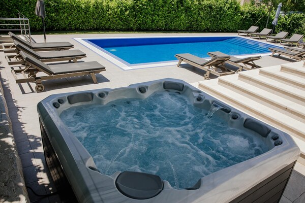 Foto van Villa in Imotski bij Blauwe & Rode Meren - Vakantiehuis in Imotski - Wellness