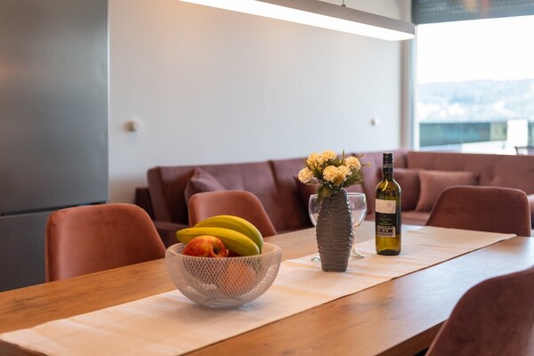 Foto van Appartement Trogir met terras - Vakantiehuis in Trogir - LivingRoom