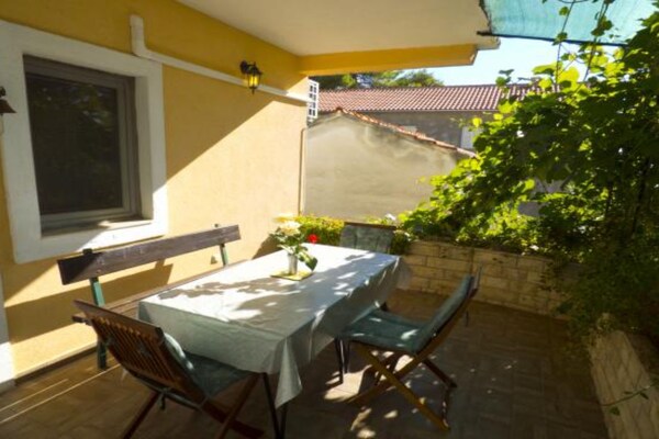 Foto van Beachfront Apartments Plaža - Two Bedroom Apartment A4 - Outdoor