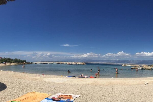 Foto van Apartments Matković - Two Bedroom 1 - Vakantiehuis in Vir - Ambiance