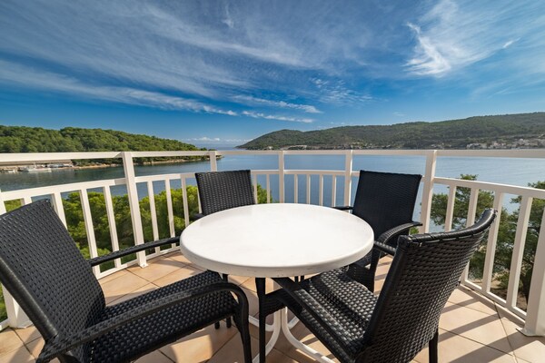 Foto van Double Room Sea View 7 - Vakantiehuis in Vis - Terrace