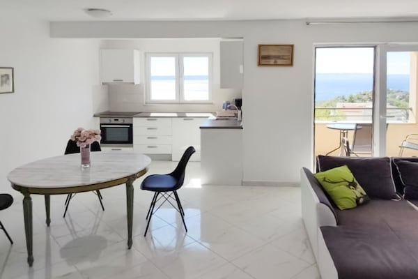 Foto van Appartement in Makarska bij Biokovo Bergen - Vakantiehuis in Makarska - Landing
