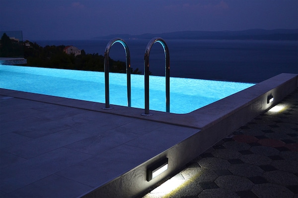 Foto van Retreat met zeezicht in Celina - Vakantiehuis in Čelina, Lokva Rogoznica - PoolOfHouse