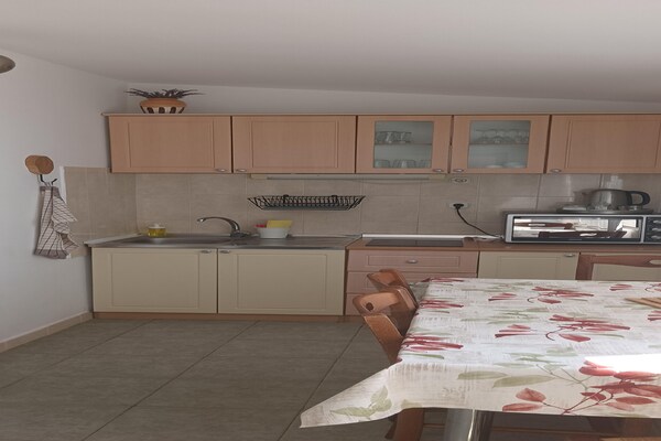 Foto van Appartement bij Paklenica en Adriatische Zee - Vakantiehuis in Starigrad Paklenica - Kitchen