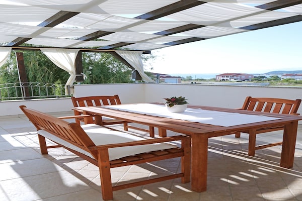 Foto van Kustontsnapping in Ljubač - Vakantiehuis in Ljubac - TerraceBalcony