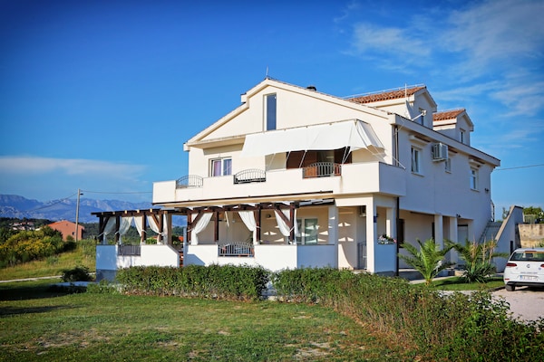 Foto van Kustontsnapping in Ljubač - Vakantiehuis in Ljubac - ExteriorSummer