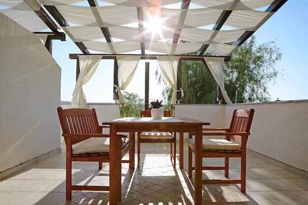 Foto van Kustontsnapping in Ljubač - Vakantiehuis in Ljubac - TerraceBalcony