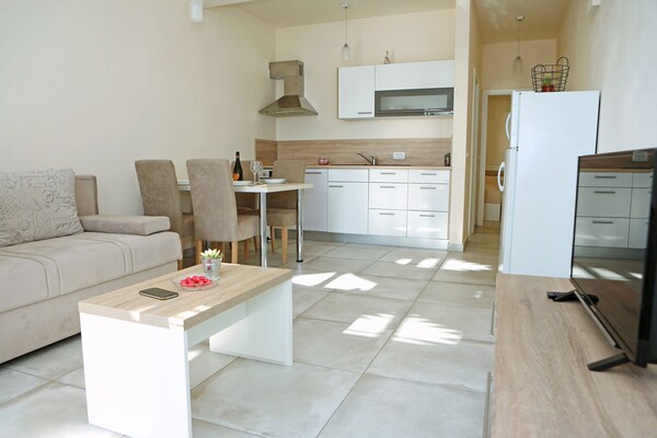 Foto van Kustontsnapping in Ljubač - Vakantiehuis in Ljubac - LivingRoom