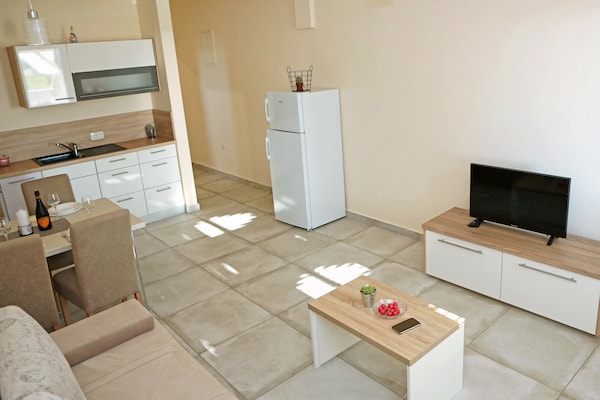 Foto van Kustontsnapping in Ljubač - Vakantiehuis in Ljubac - LivingRoom