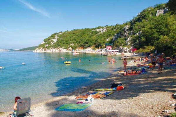 Foto van Rustiek huisje met zwembad - Vakantiehuis in Dramalj - AreaSummer1KM