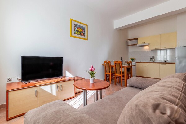 Foto van Appartement met zwembad, Banjole - Vakantiehuis in Banjole - LivingRoom