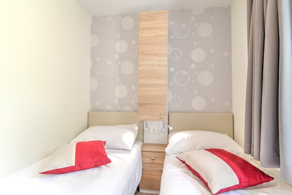 Foto van Stacaravan in Banjole bij Strand - Vakantiehuis in Banjole - BedRoom