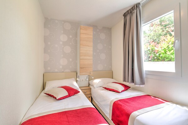 Foto van Stacaravan in Banjole bij Strand - Vakantiehuis in Banjole - BedRoom