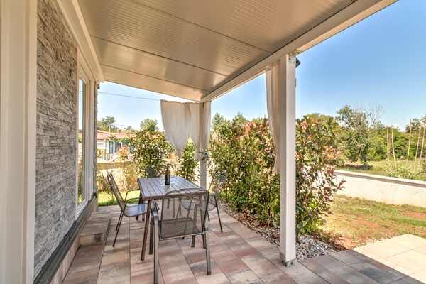 Foto van Stacaravan in Banjole bij Strand - Vakantiehuis in Banjole - TerraceBalcony