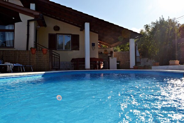 Foto van Appartement met privézwembad - Vakantiehuis in Stepcici - PoolOfHouse