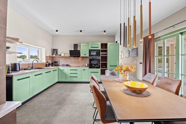 Foto van Familievakantiewoning met zwembad in Istrië - Vakantiehuis in Žminj - DiningRoom