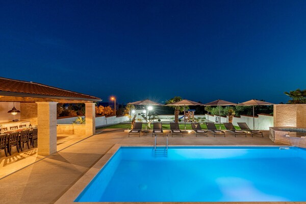 Foto van Esthetische villa met privézwembad - Vakantiehuis in Buici - PoolOfHouse