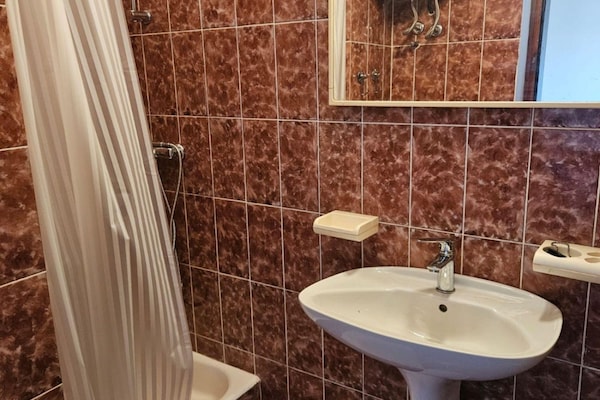 Foto van Appartement in de natuur - Vakantiehuis in Kaštelir - BathRoom
