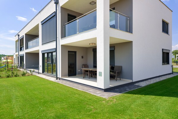 Foto van Appartement in Zsira bij Thermaalbad - Vakantiehuis in Zsira - TerraceBalcony