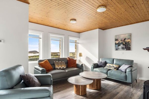 Foto van Huis in Ballyconneely vlakbij het strand van Mannin Bay - Untagged