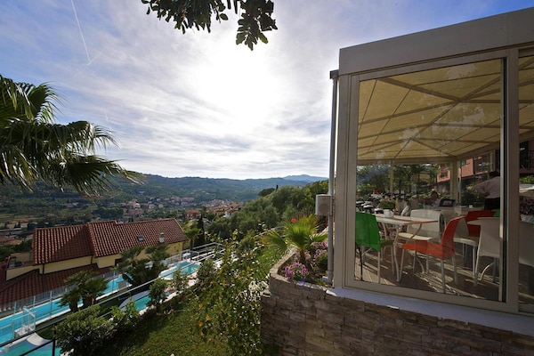 Foto van Appartement in het vakantiecomplex Villa Giada in Imperia - Outdoor