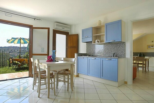 Foto van Appartement in het vakantiecomplex Villa Giada in Imperia - Kitchen